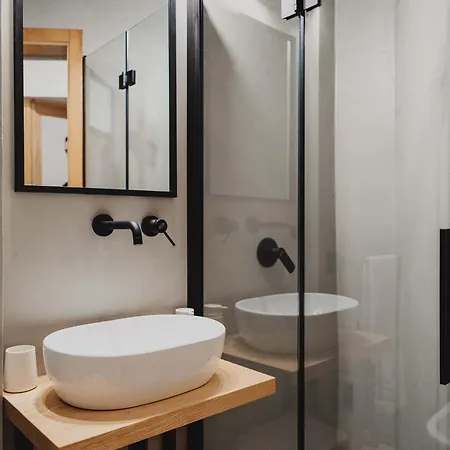 Апартаменти Opuntia Sea Чефалу